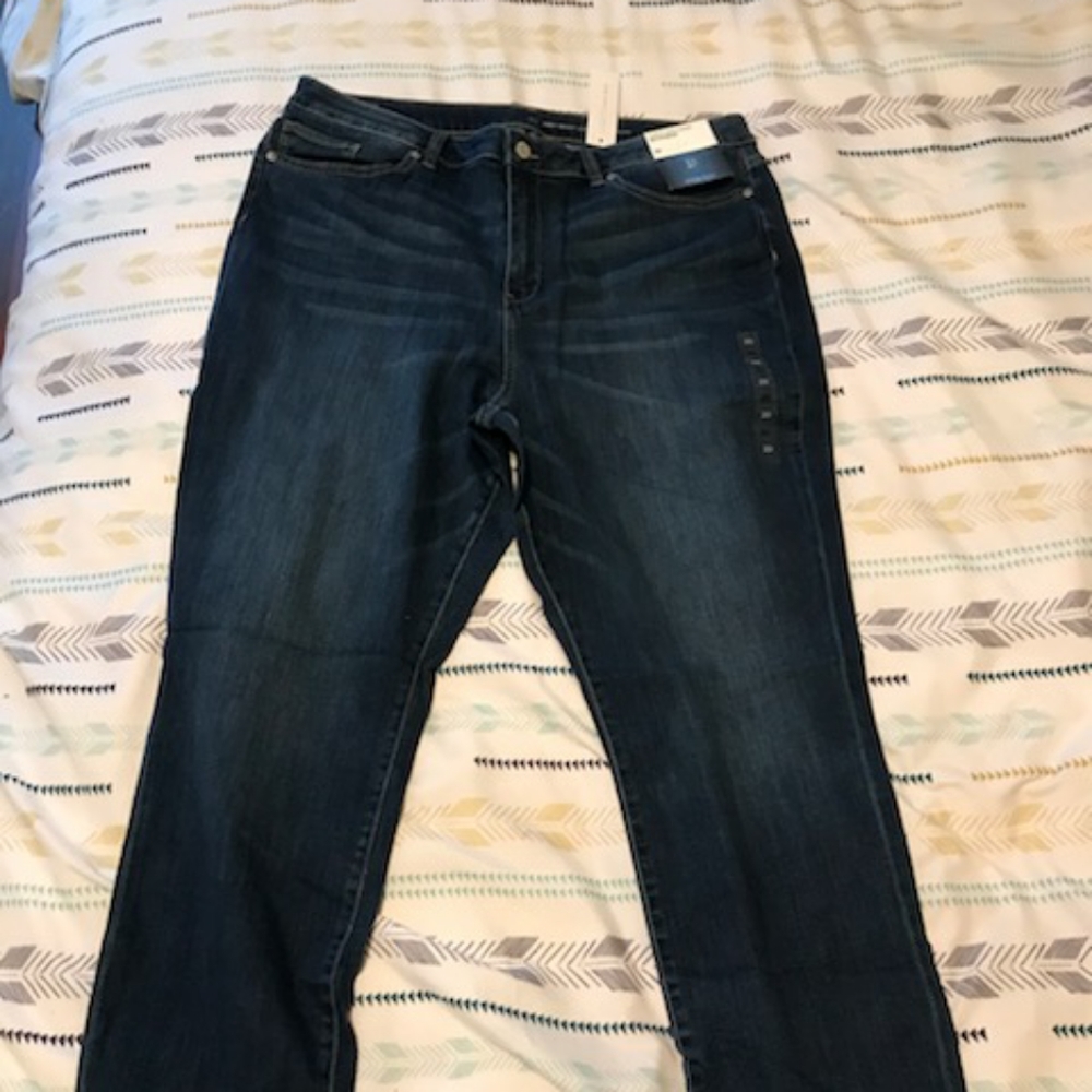 Dark Boyfriend Jeans